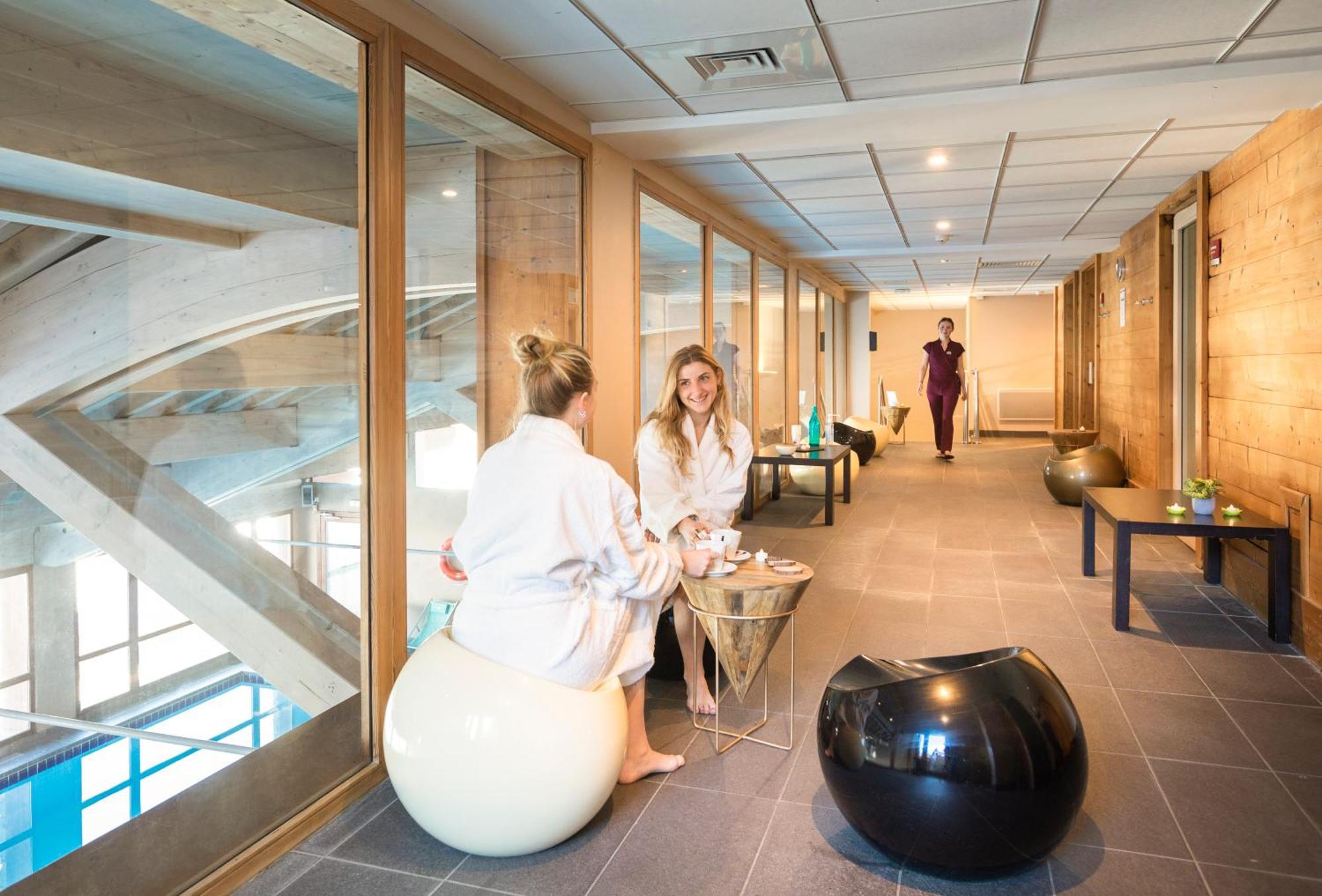 Hotel Club Mmv Les 2 Domaines La Plagne Exterior foto